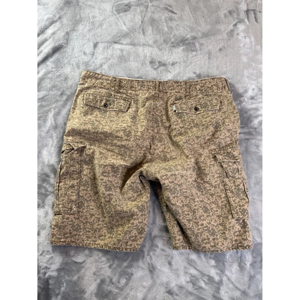 Levi's Mens Digital Camo Cargo Shorts Tan Brown Size 38 Pockets Multicolor